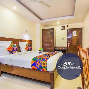 Fabhotel Tipsyy Inn Suites